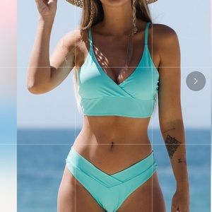 NWT Women's Bikini Top ONLY - Size XL